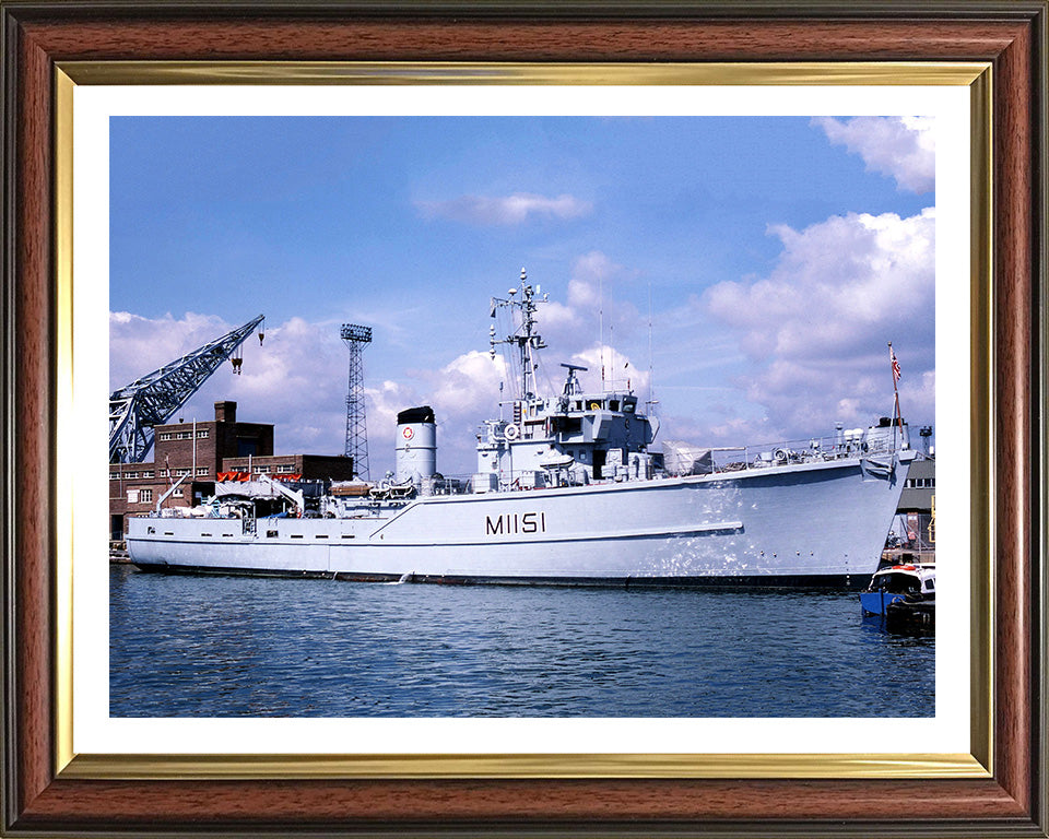 HMS Iveston M1151 | Photo Print | Framed Print | Ton Class | Minesweeper | Royal Navy Hampshire Prints