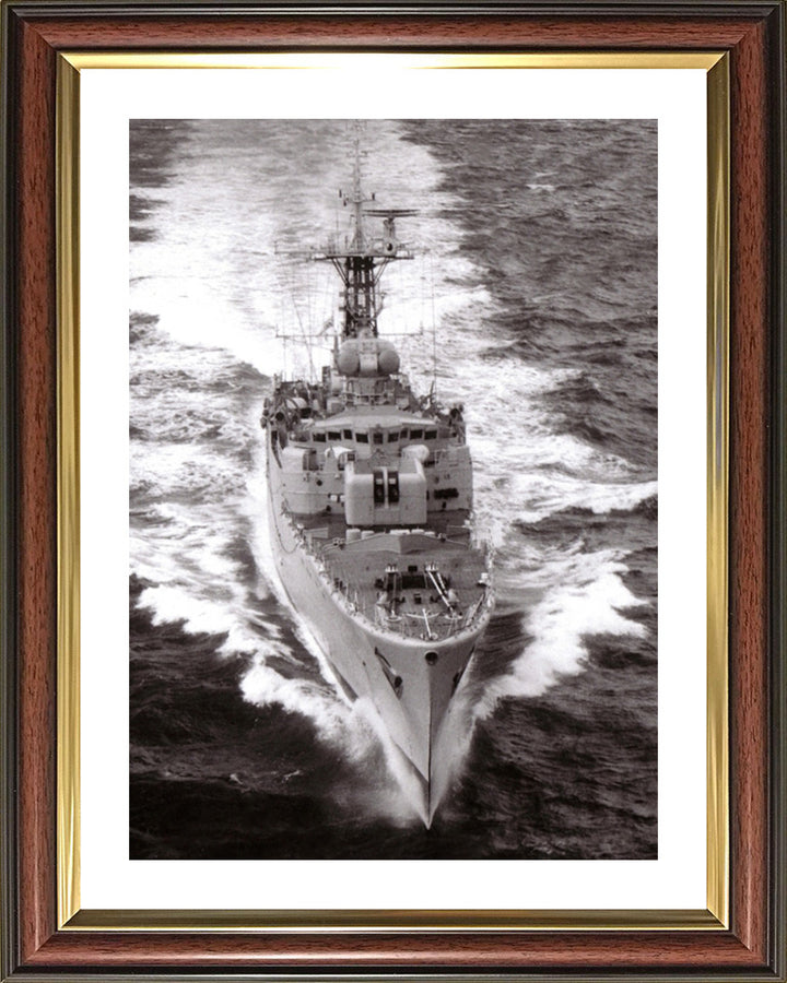 HMS Scarborough F63 Royal Navy Whitby class frigate Photo Print or Framed Print - Hampshire Prints