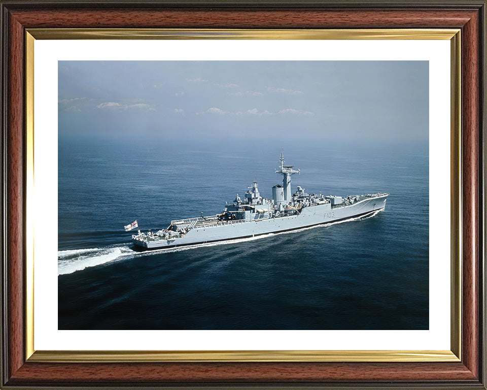HMS Lowestoft F103 | Photo Print | Framed Print | Rothesay Class | Frigate | Royal Navy Hampshire Prints