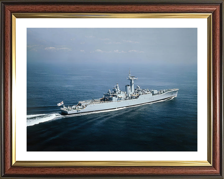 HMS Lowestoft F103 | Photo Print | Framed Print | Rothesay Class | Frigate | Royal Navy Hampshire Prints