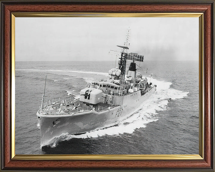 HMS Lynx F27 | Photo Print | Framed Print | Poster | Leopard Class | Frigate | Royal Navy Hampshire Prints