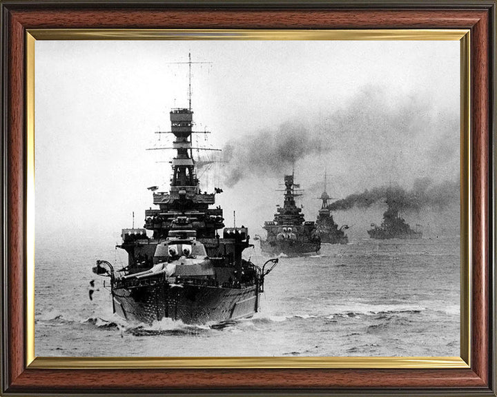 HMS Repulse (1916) Royal Navy Renown class battlecruiser Photo Print or Framed Print - Hampshire Prints