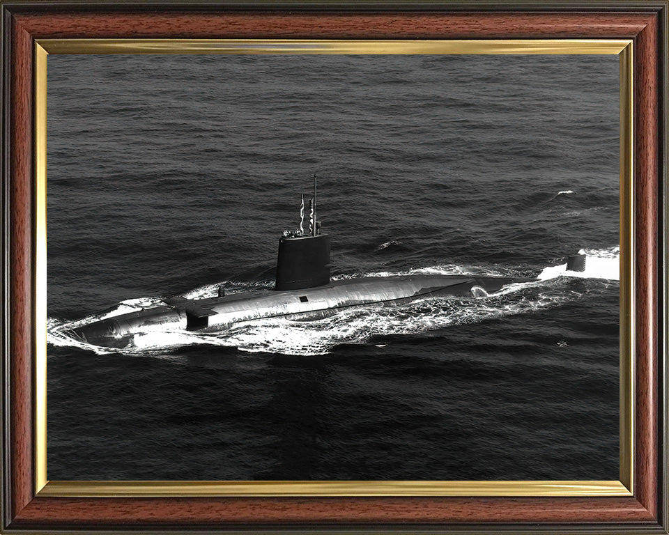 HMS Valiant S102 Royal Navy Valiant class Submarine Photo Print or Framed Print - Hampshire Prints