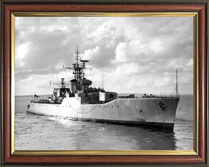 HMS Rhyl F129 | Photo Print | Framed Print | Poster | Rothesay Class | Frigate | Royal Navy Hampshire Prints
