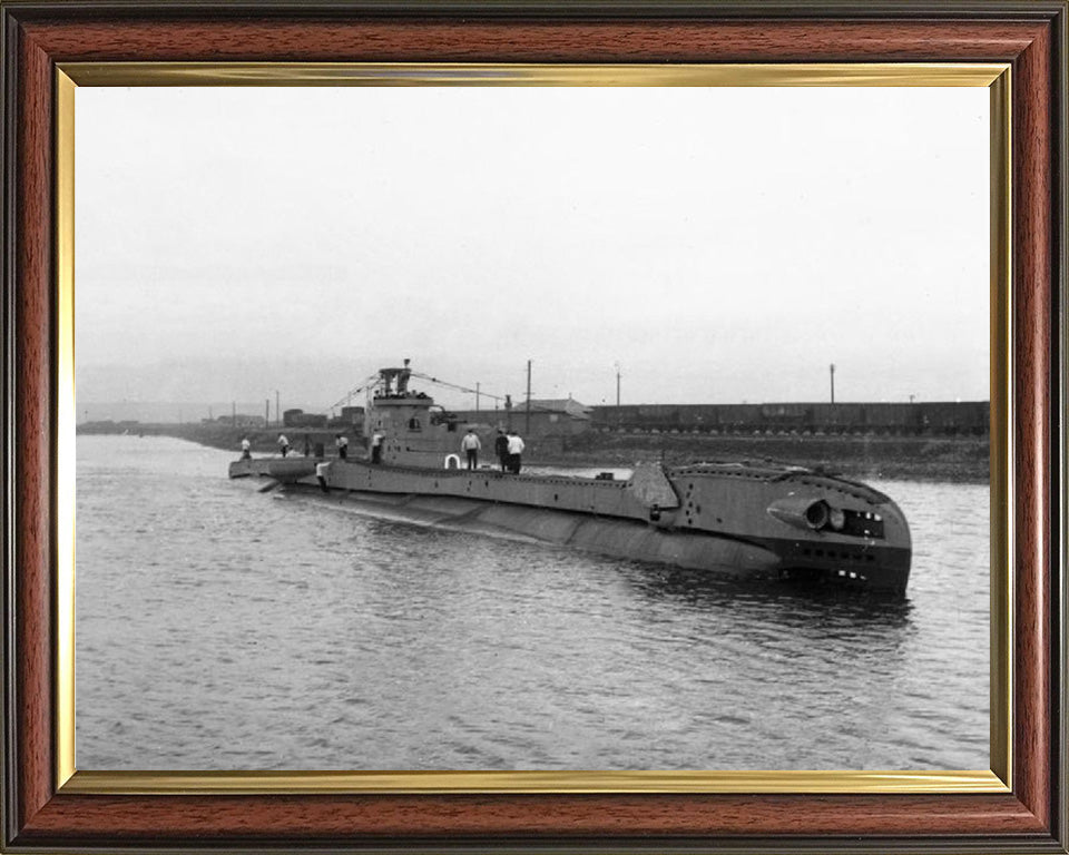 HMS Tapir P335 Royal Navy T class Submarine Photo Print or Framed Print - Hampshire Prints