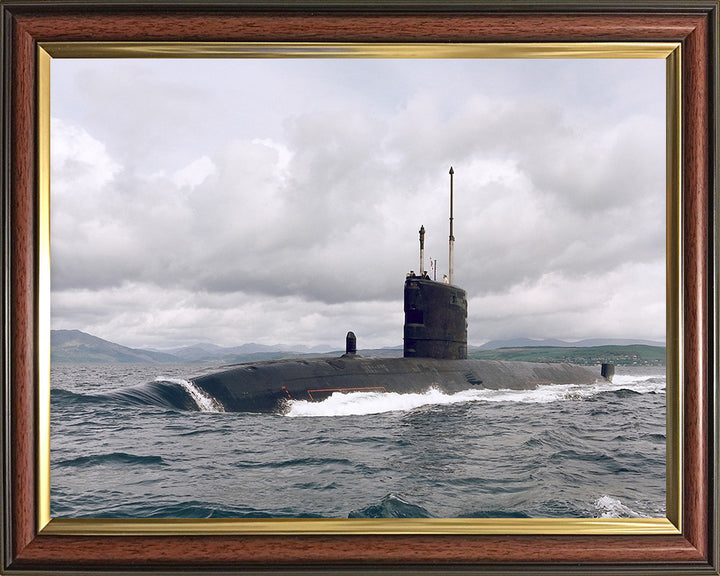 HMS Sceptre S104 Royal Navy Swiftsure class Submarine Photo Print or Framed Print - Hampshire Prints