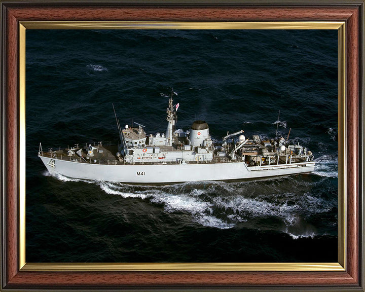 HMS Quorn M41 Royal Navy Hunt class mine countermeasures vessel Photo Print or Framed Print - Hampshire Prints