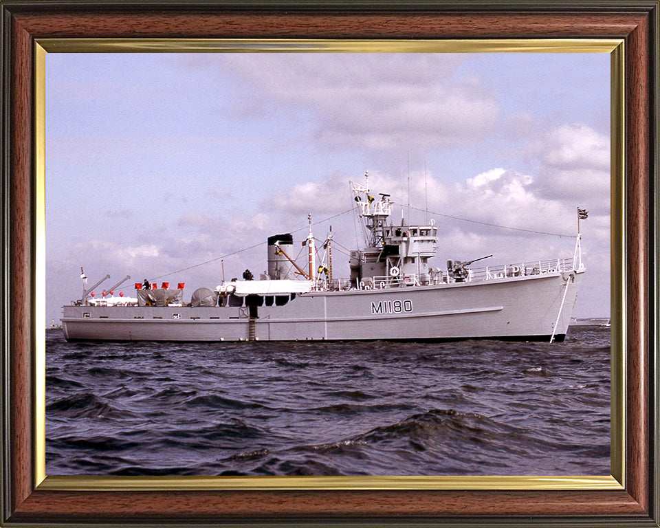 HMS Shavington M1180 Royal Navy Ton Class Minesweeper Photo Print or Framed Photo Print - Hampshire Prints