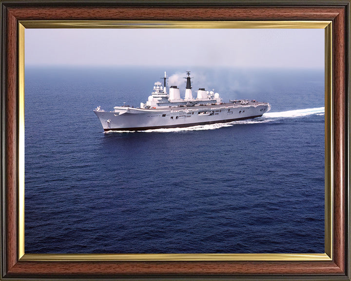 HMS Invincible R05 | Photo Print | Framed Print | Invincible Class | Aircraft Carrier | Royal Navy Hampshire Prints