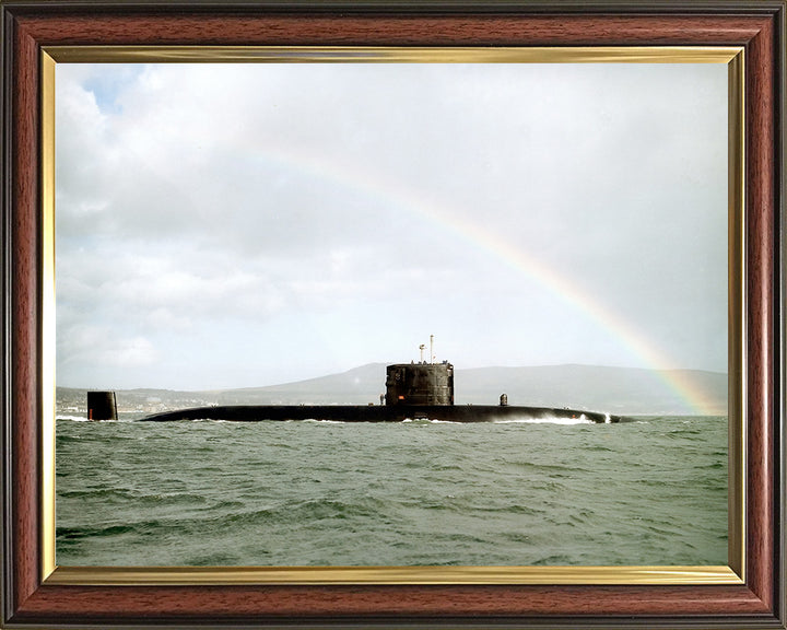 HMS Swiftsure S126 Submarine | Photo Print | Framed Print | Swiftsure Class | Royal Navy Hampshire Prints