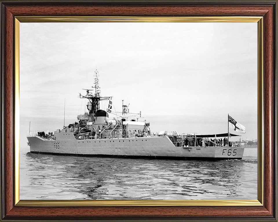 HMS Tenby F65 Royal Navy Whitby Class Frigate Photo Print or Framed Print - Hampshire Prints