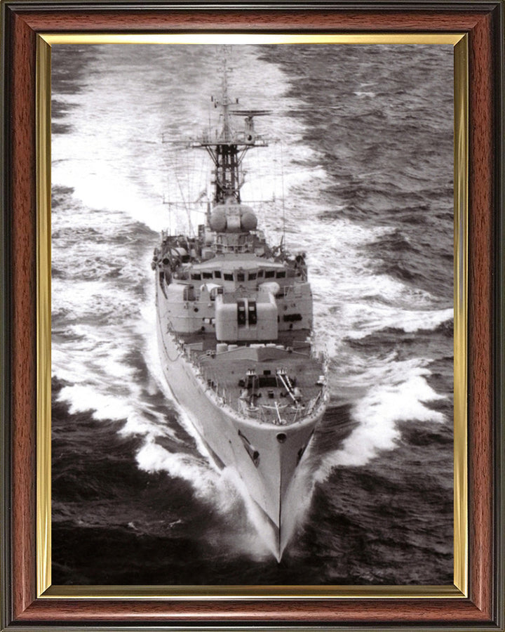 HMS Scarborough F63 Royal Navy Whitby class frigate Photo Print or Framed Print - Hampshire Prints