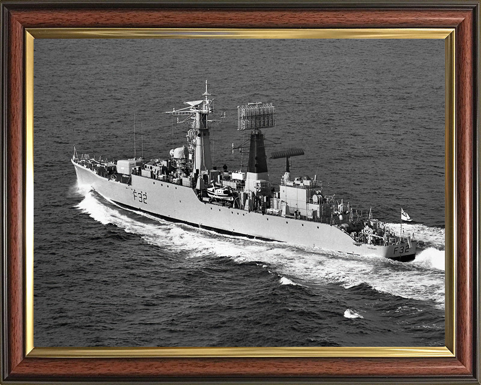 HMS Salisbury F32 Royal Navy Salisbury class Frigate Photo Print or Framed Print - Hampshire Prints