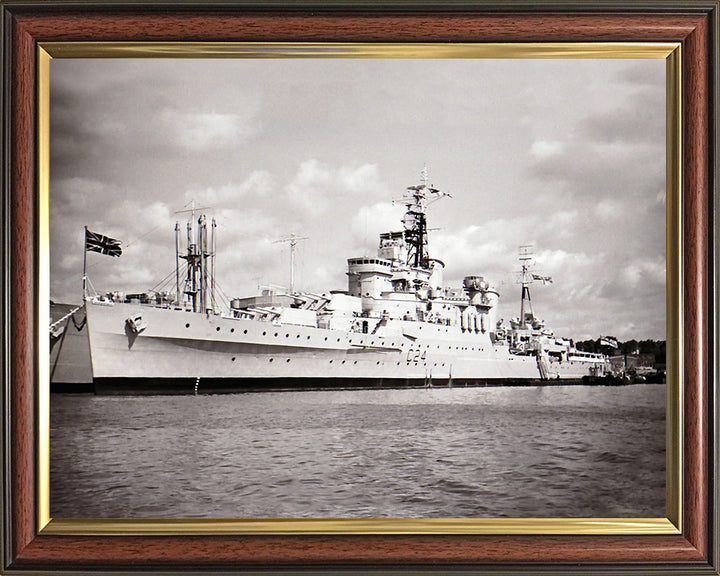 HMS Sheffield C24 | Photo Print | Framed Print | Town Class | Light Cruiser | Royal Navy Hampshire Prints