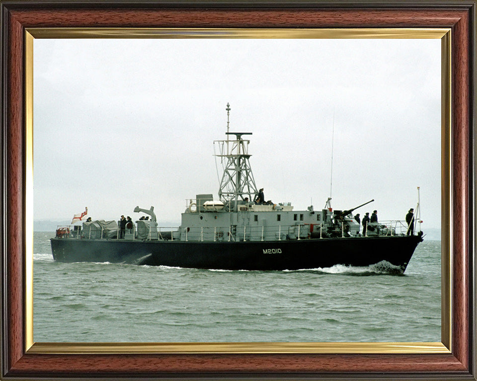 HMS Isis M2010 Royal Navy Ley class minesweeper Photo Print or Framed Print - Hampshire Prints