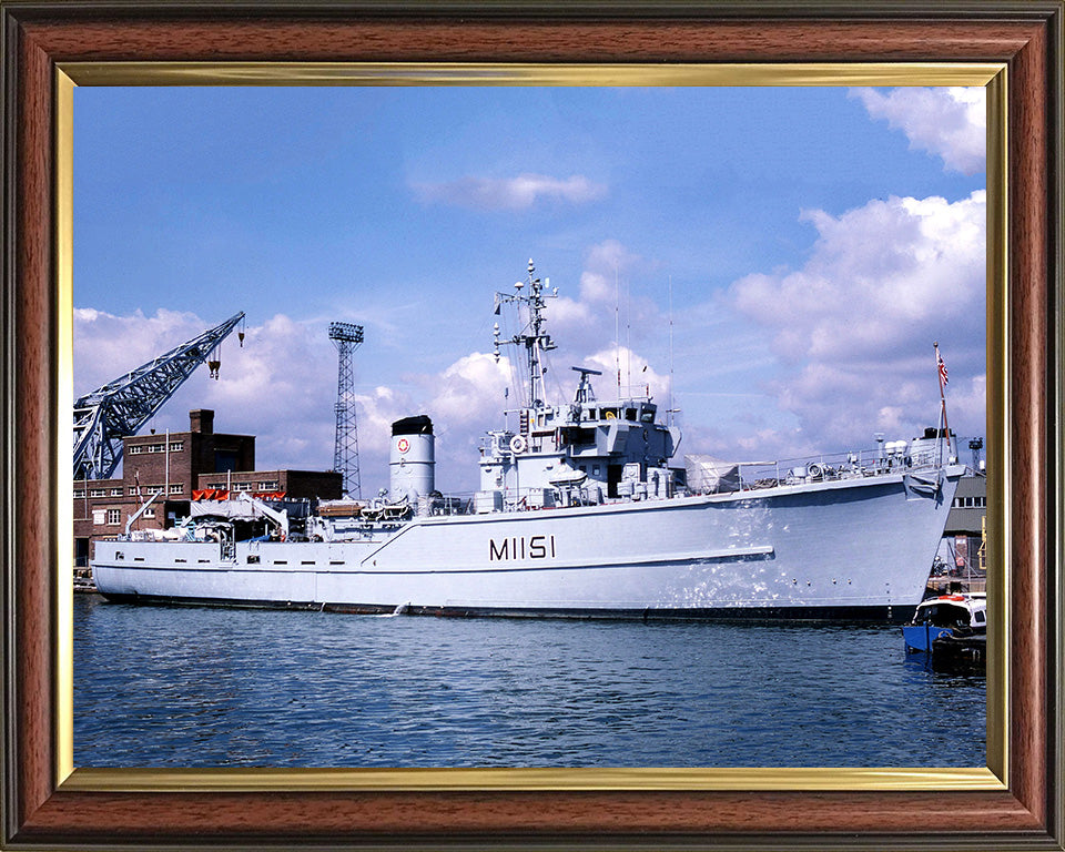 HMS Iveston M1151 | Photo Print | Framed Print | Ton Class | Minesweeper | Royal Navy Hampshire Prints