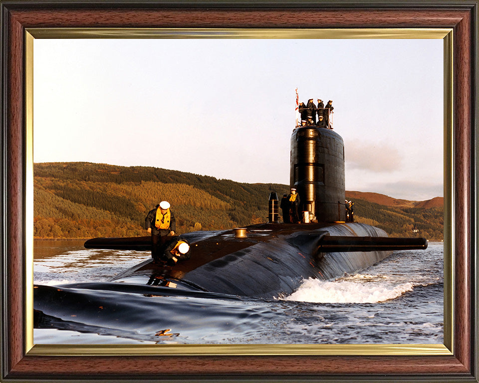 HMS Resolution S22 Royal Navy Resolution class Submarine Photo Print or Framed Print - Hampshire Prints