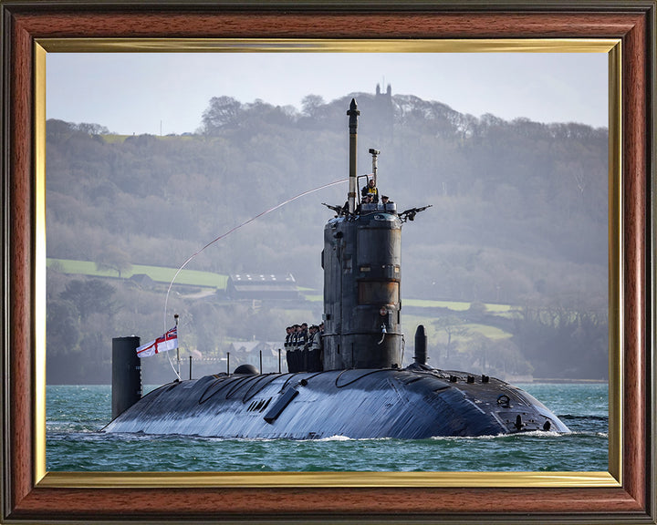 HMS Trenchant S91 Submarine | Photo Print | Framed Print | Trafalgar Class | Royal Navy Hampshire Prints