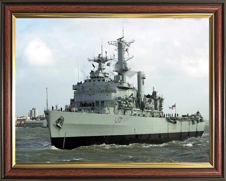 HMS Fearless L10 Royal Navy Fearless class amphibious ship Photo Print or Framed Print - Hampshire Prints