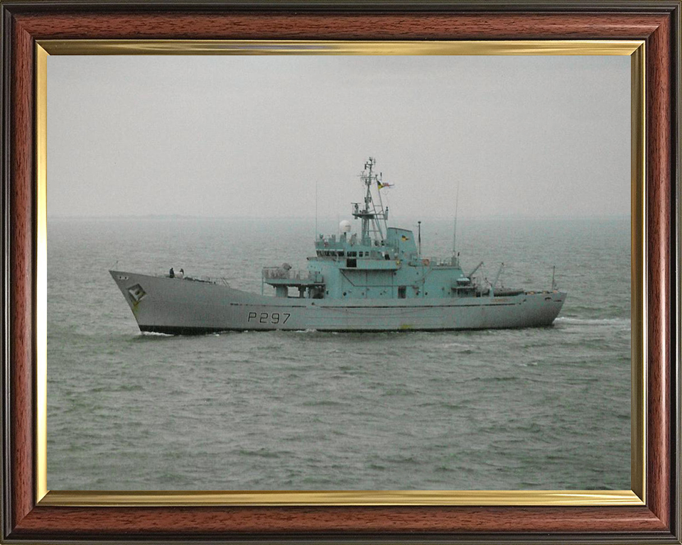 HMS Guernsey P297 Royal Navy Island class Patrol Vessel Photo Print or Framed Photo Print - Hampshire Prints