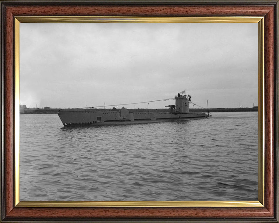 HMS Venturer P68 Royal Navy V class Submarine Photo Print or Framed Print - Hampshire Prints