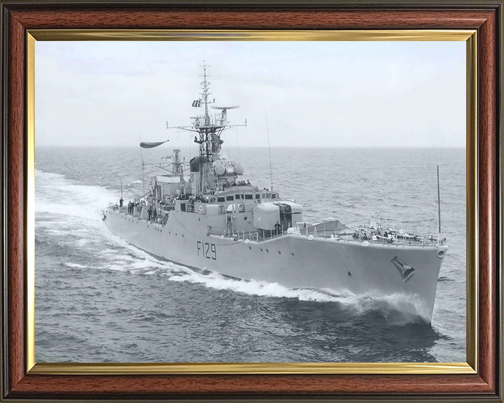 HMS Rhyl F129 | Photo Print | Framed Print | Poster | Rothesay Class | Frigate | Royal Navy Hampshire Prints