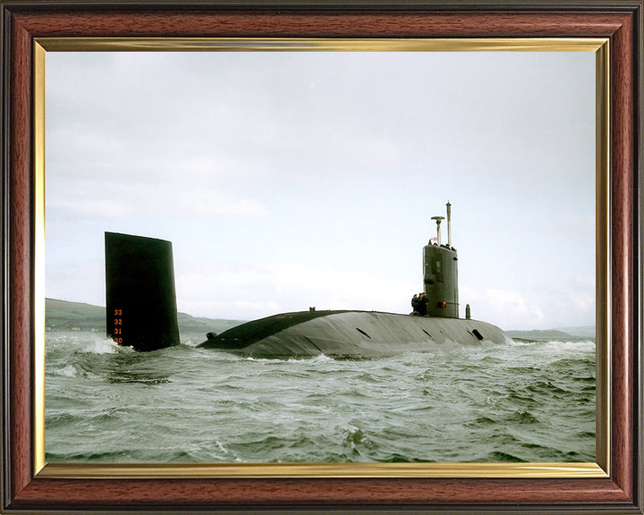 HMS Swiftsure S126 Submarine | Photo Print | Framed Print | Swiftsure Class | Royal Navy Hampshire Prints