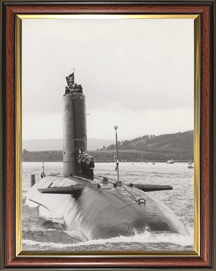 HMS Conqueror S48 submarine | Photo Print | Framed Print | Churchill class | Royal Navy Hampshire Prints