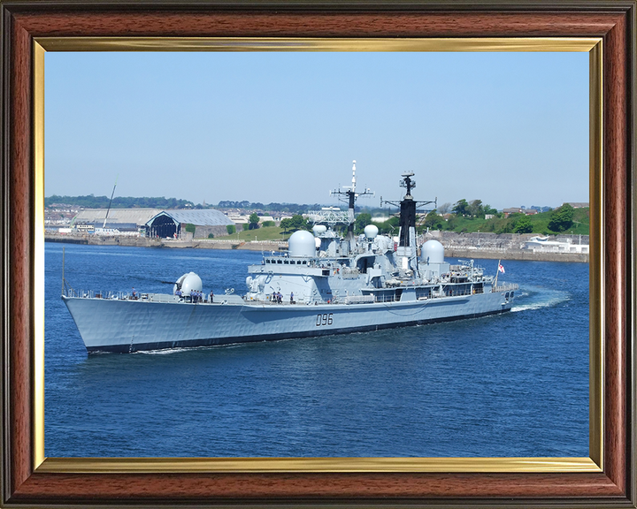 HMS Gloucester D96 | Photo Print | Framed Print | Type 42 | Destroyer | Royal Navy Hampshire Prints