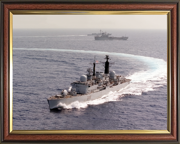 HMS Glasgow D88 Royal Navy Type 42 Destroyer Photo Print or Framed Print - Hampshire Prints