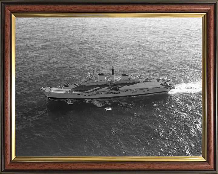 HMS Invincible R05 | Photo Print | Framed Print | Invincible Class | Aircraft Carrier | Royal Navy Hampshire Prints