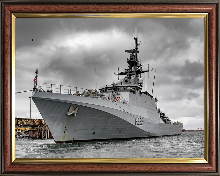 HMS Forth P222 Royal Navy River class patrol ship Photo Print or Framed Print - Hampshire Prints