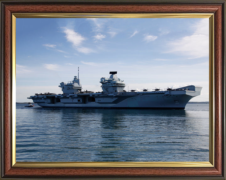 HMS Queen Elizabeth R08 | Photo Print | Framed Print | Queen Elizabeth Class | Aircraft Carrier | Royal Navy Hampshire Prints
