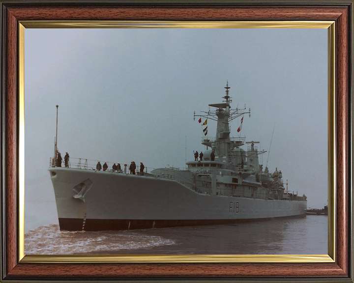 HMS Galatea F18 | Photo Print | Framed Print | Leander Class | Frigate | Royal Navy Hampshire Prints