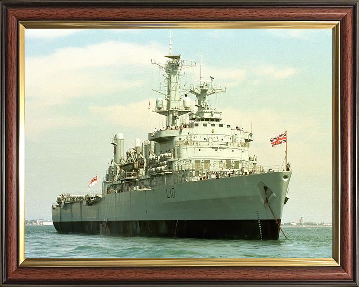 HMS Fearless L10 | Photo Print | Framed Print | Fearless Class | Amphibious ship | Royal Navy Hampshire Prints