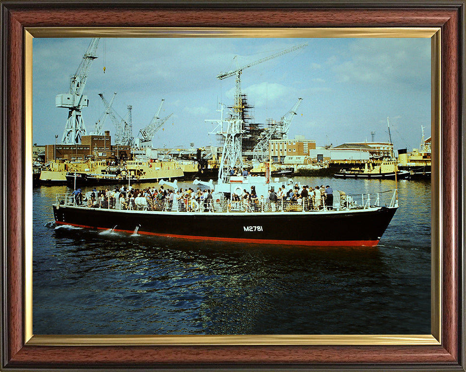 HMS Portisham M2781 Royal Navy Ham Class minesweeper Photo Print or Framed Print - Hampshire Prints