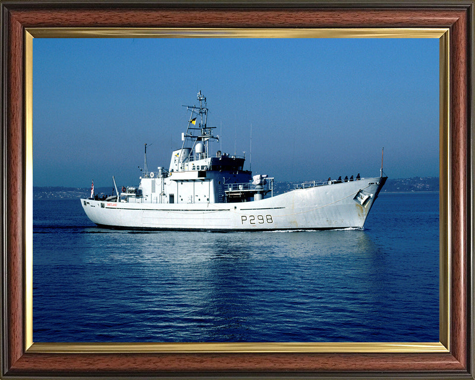 HMS Shetland P298 Royal Navy Island class Patrol Vessel Photo Print or Framed Photo Print - Hampshire Prints