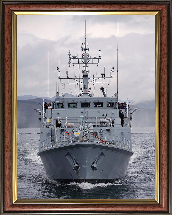HMS Ramsey M110 | Photo Print | Framed Print | Sandown Class | Minehunter | Royal Navy Hampshire Prints