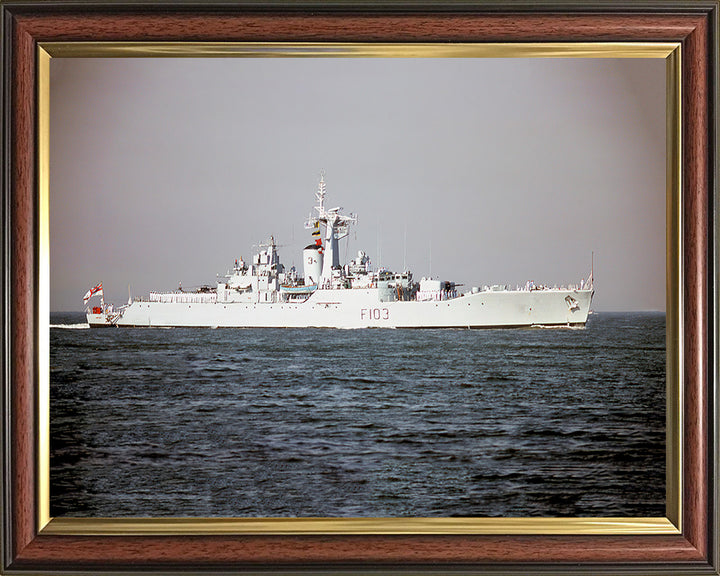 HMS Lowestoft F103 | Photo Print | Framed Print | Rothesay Class | Frigate | Royal Navy Hampshire Prints