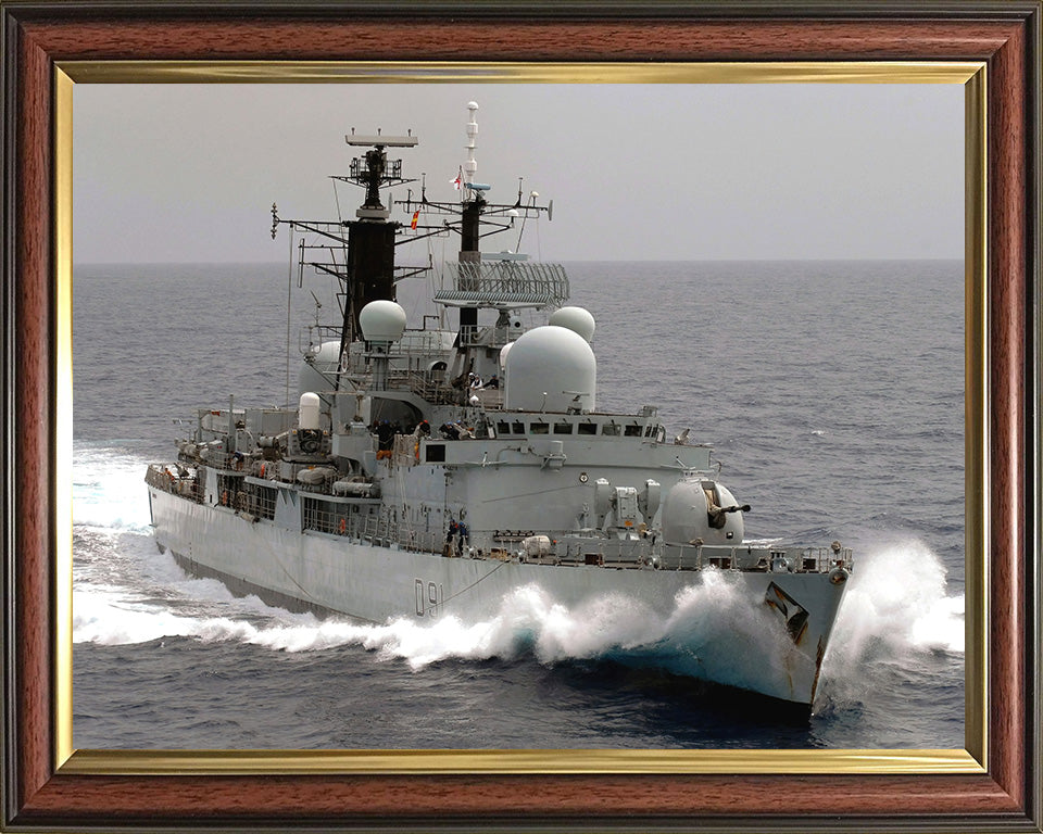 HMS Nottingham D91 | Photo Print | Framed Print | Poster | Type 42 | Destroyer | Royal Navy Hampshire Prints
