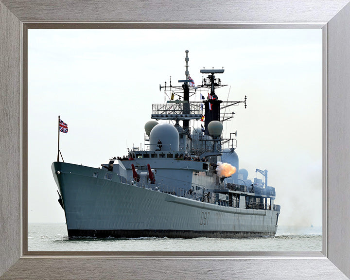 HMS Edinburgh D97 | Photo Print | Framed Print | Poster | Type 42 | Destroyer | Royal Navy Hampshire Prints