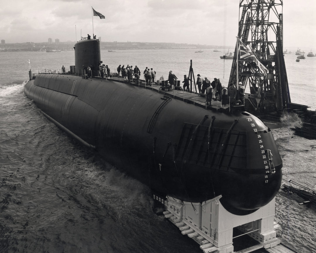 HMS Revenge S27 Submarine | Photo Print | Framed Print | Resolution Class | Royal Navy Hampshire Prints