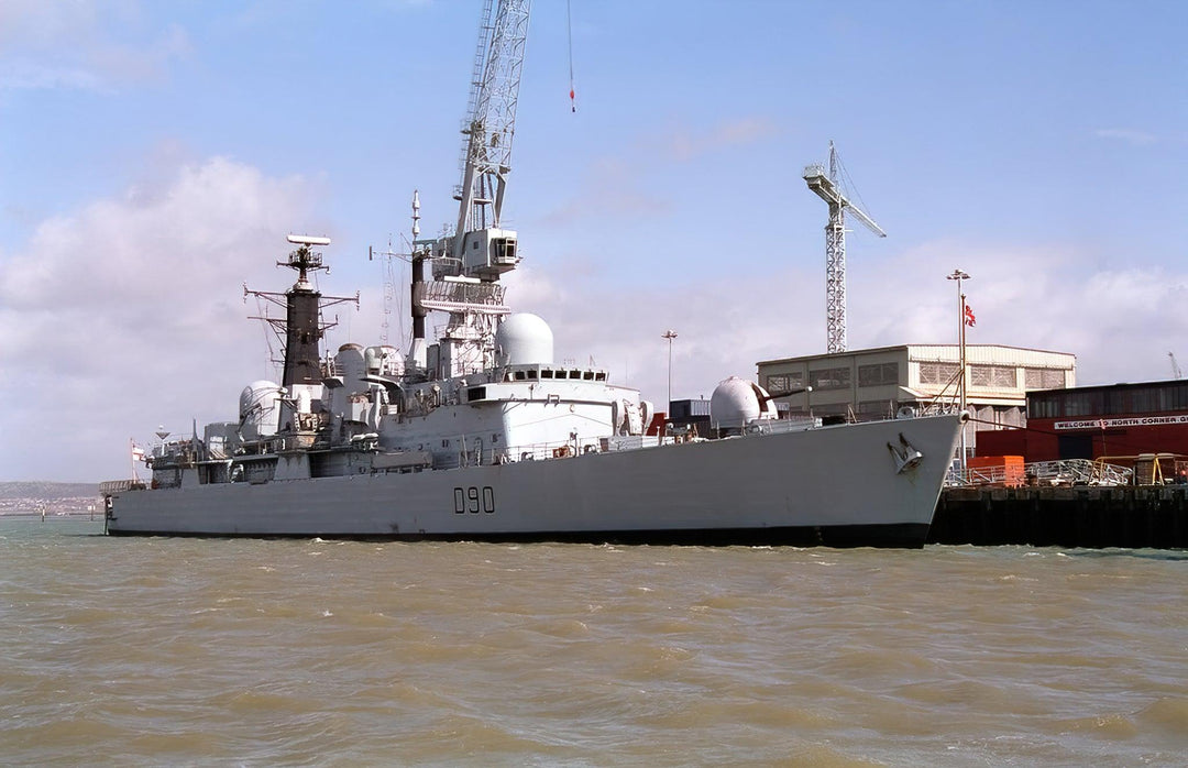 HMS Southampton D90 Royal Navy Type 42 destroyer Photo Print or Framed Print - Hampshire Prints