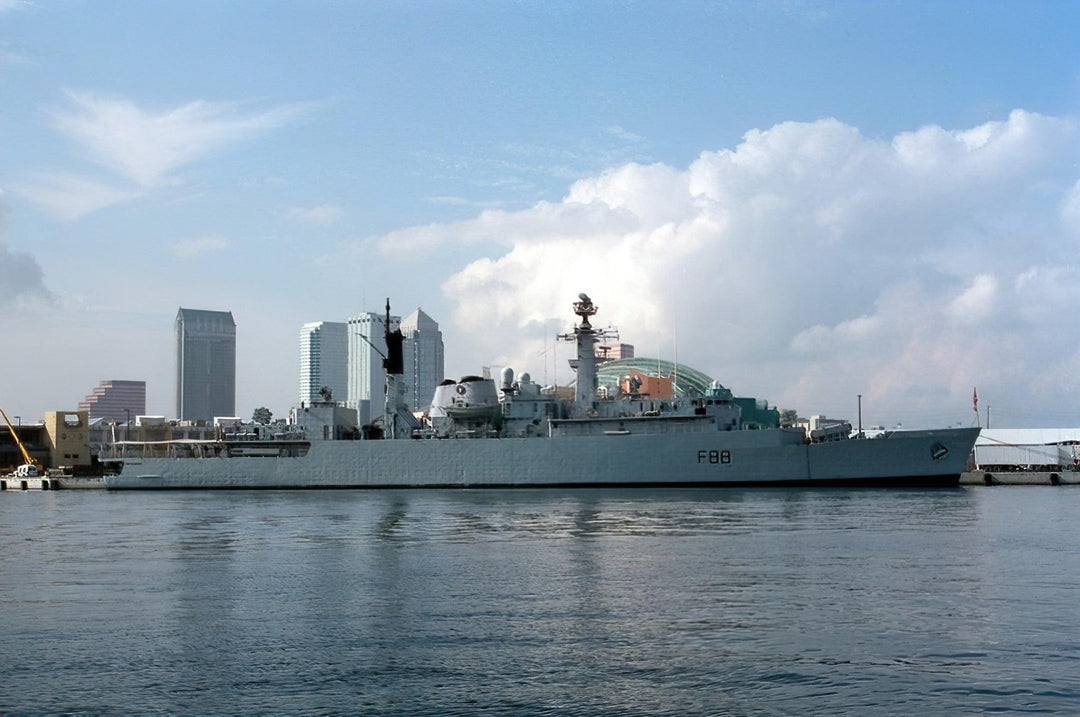 HMS Broadsword F88 Royal Navy Type 22 Frigate Photo Print or Framed Print - Hampshire Prints