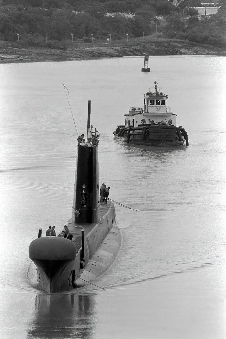 HMS Ocelot S17 Royal Navy Oberon class Submarine Photo Print or Framed Print - Hampshire Prints