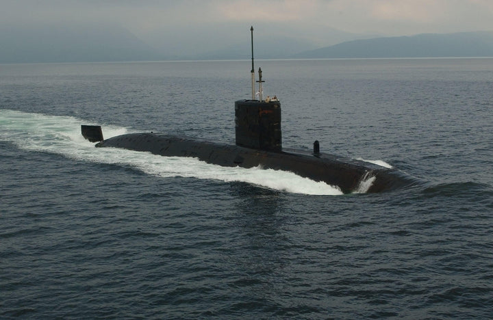 HMS Splendid S106 Submarine | Photo Print | Framed Print | Swiftsure Class | Royal Navy Hampshire Prints