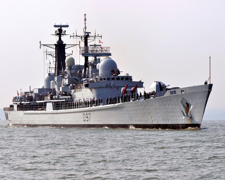 HMS Edinburgh D97 Royal Navy Type 42 Destroyer Photo Print or Framed Print - Hampshire Prints