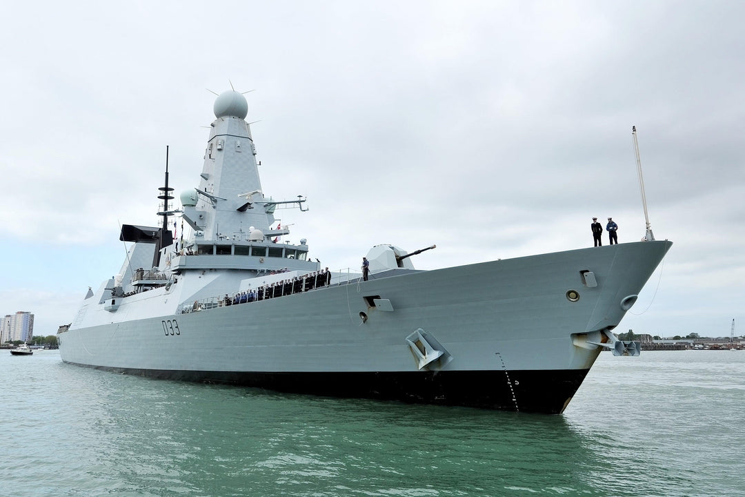 HMS Dauntless D33 Royal Navy Type 45 Destroyer Photo Print or Framed Print - Hampshire Prints