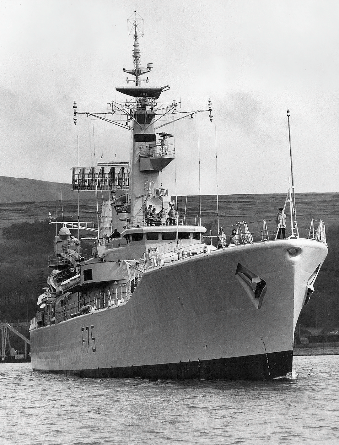 HMS Charybdis F75 | Photo Print | Framed Print | Leander Class | Frigate | Royal Navy Hampshire Prints