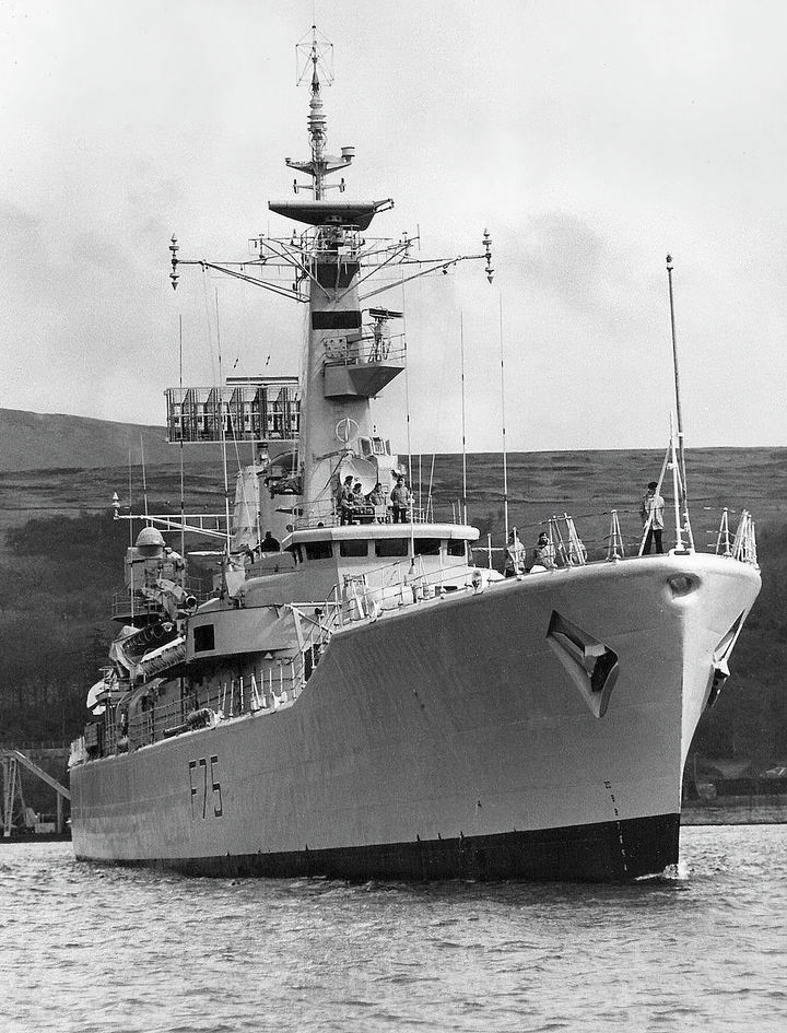 HMS Charybdis F75 | Photo Print | Framed Print | Leander Class | Frigate | Royal Navy Hampshire Prints